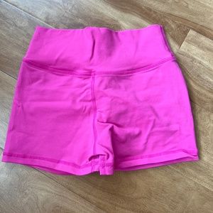 Muscle nation mini pink scrunch shorts